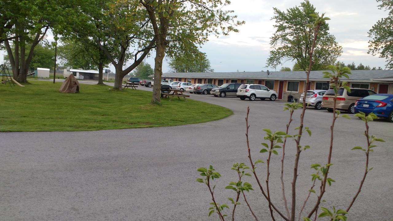 Golf Inn Niagara Falls Exterior photo
